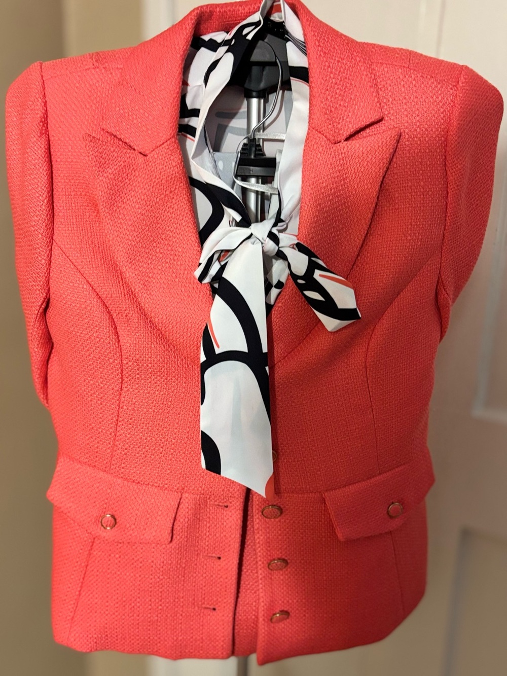 K&G’s Tahari ASL Coral Textured Skirt Suit